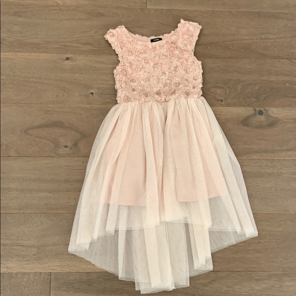 Girls dress